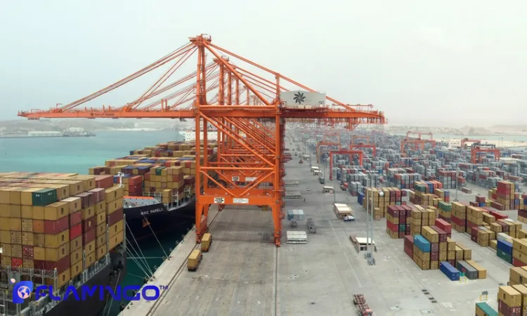 مقایسه هزینههای سرمایهگذاری در عمان و امارات